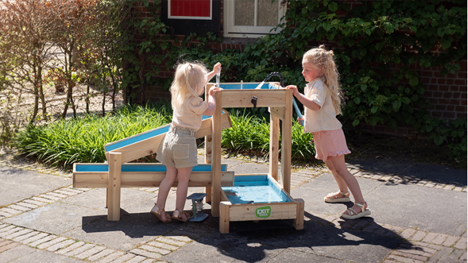 AquaFlow EXIT: pista de agua para jugar en el jard&iacute;n