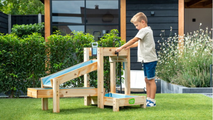 Water, spetterend speelplezier &eacute;n leren komen samen in de AquaFlow