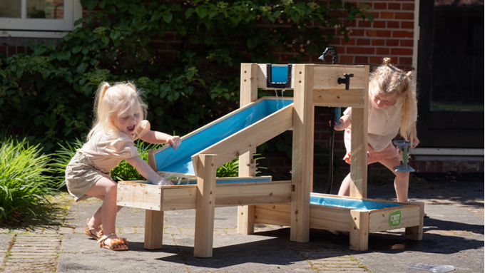 AquaFlow EXIT: pista de agua para jugar en el jard&iacute;n