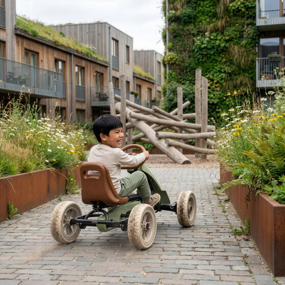 EXIT Foxy kart para ni&ntilde;os verde | kart de pedales a partir de 2 a&ntilde;os